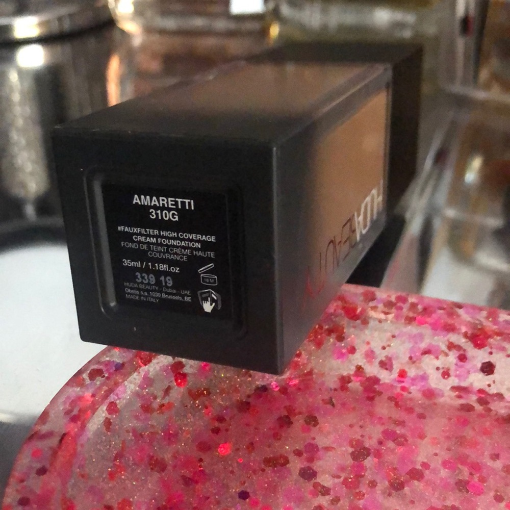 Huda Faux Filter - Amaretti